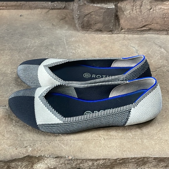 🤩Rothy’s🤩 - Picture 3 of 8